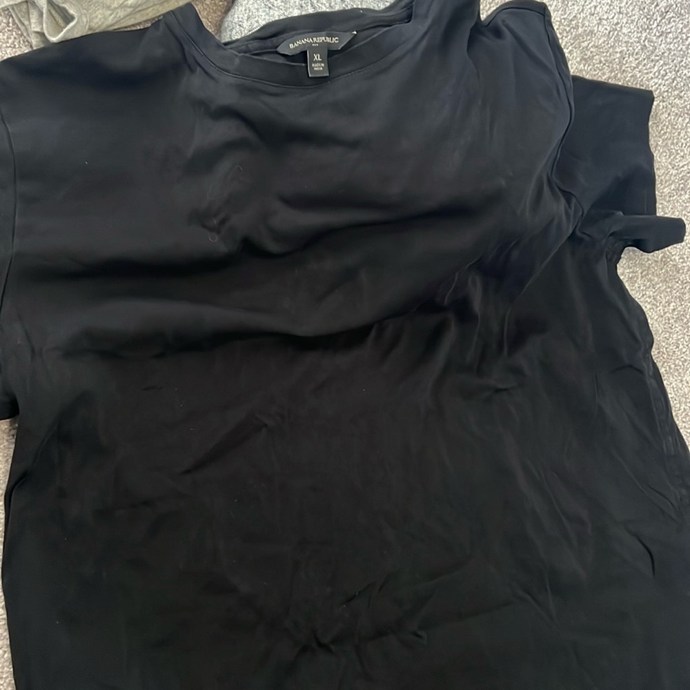 Banana Republic Black Tee